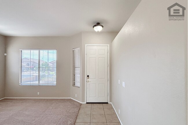 Building Photo - 3Bed/2Bath House at N 59th Ave/Union Hills! Move-In Ready on 09/24/2026! -- 3 CAR GARAGE! PRIVATE...