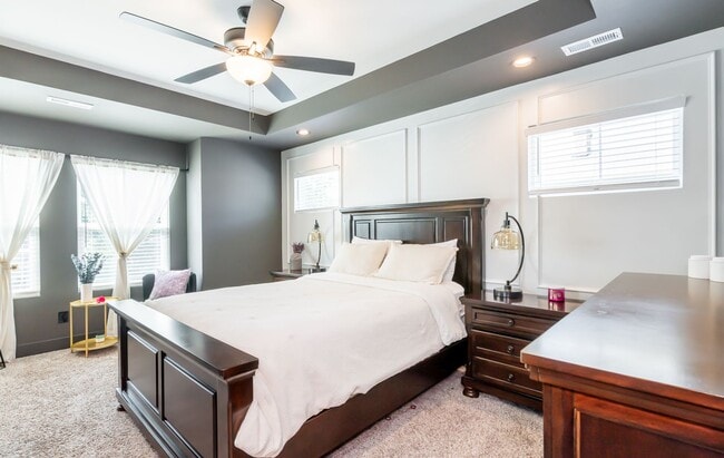 Building Photo - Do Not Miss this Beautiful piece of property.