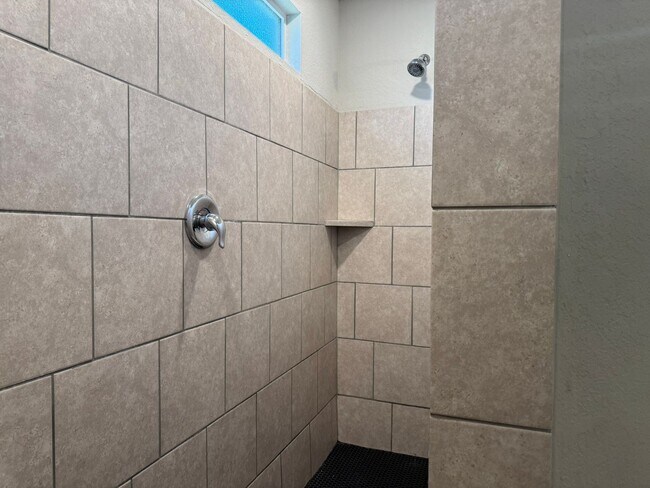 Building Photo - 12702 Mirecourt Wy