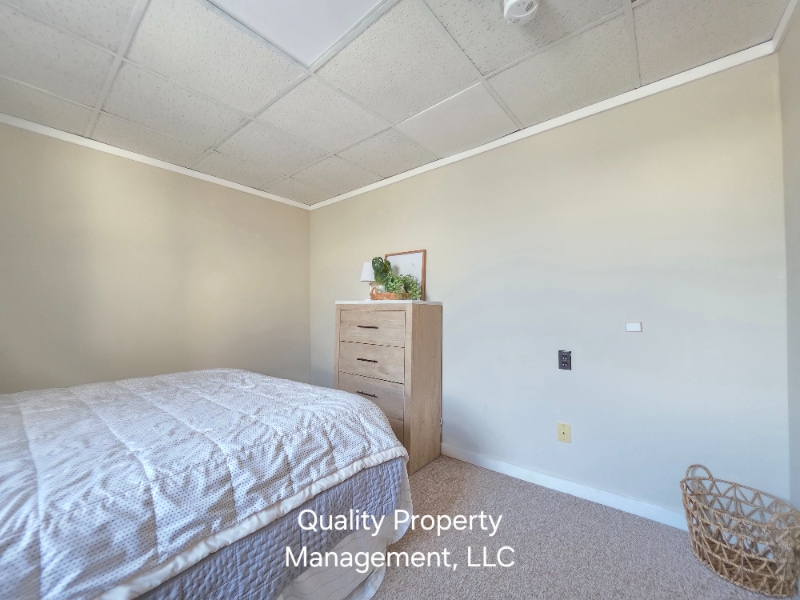 Building Photo - 82 Fourth St