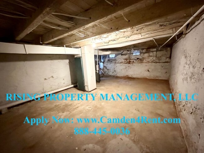 Building Photo - Renovated 3 Bedroom 1.5 Bathroom home in t...