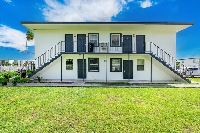 Primary Photo - 10015 SW 170th Terrace