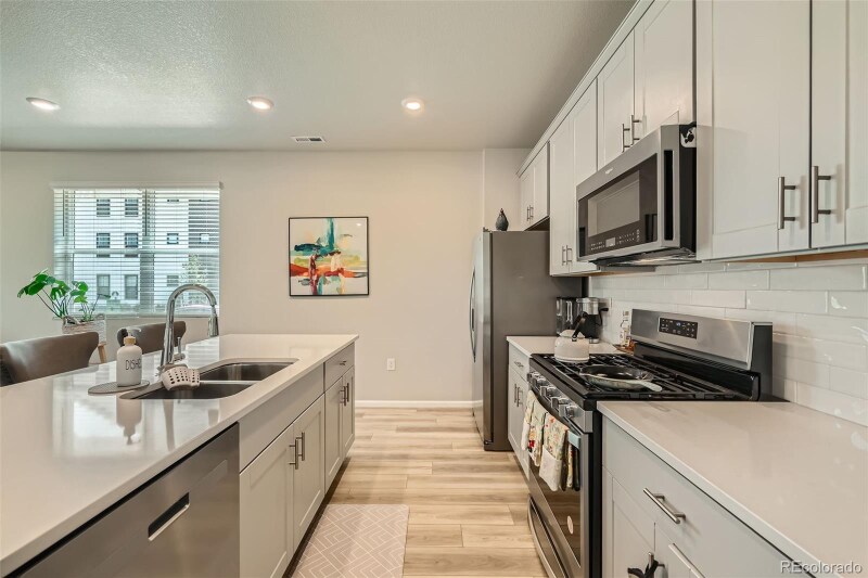 Building Photo - 12201 Race St