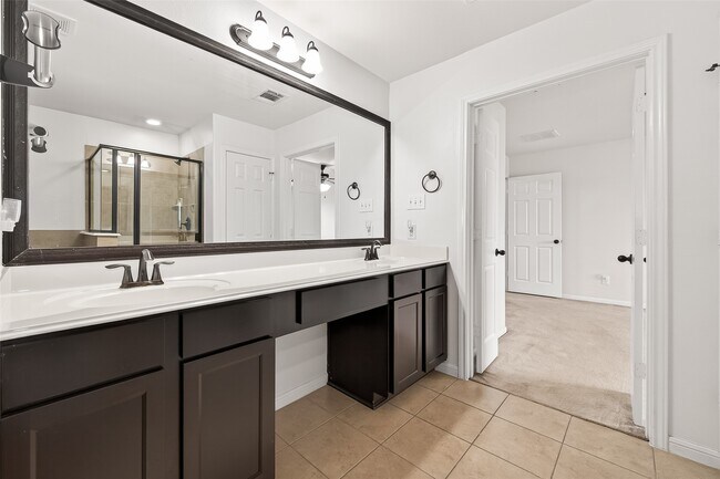 Building Photo - 6719 Sharpstone Creek Ln