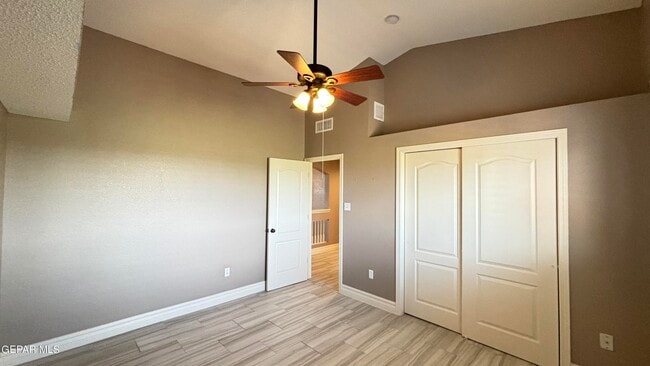 Building Photo - 14193 Honey Point Dr