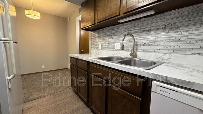 Building Photo - 4520 Calvert St