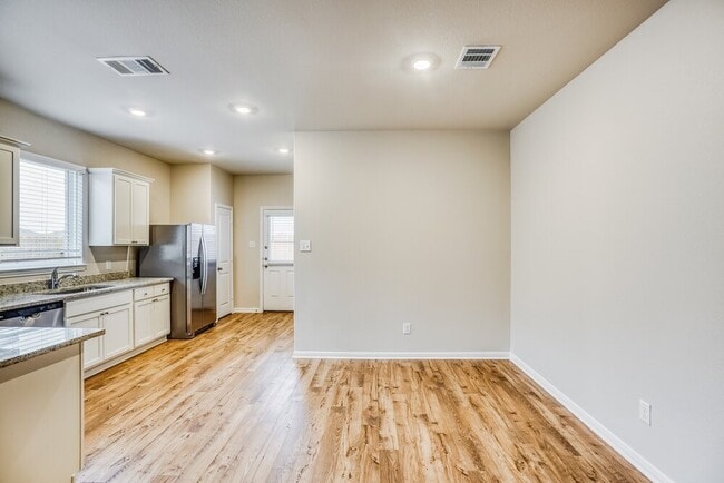 Building Photo - 7527 Tipton Meadow Way