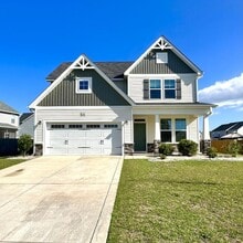 Building Photo - 3142 Hunting Lodge Rd