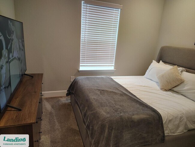 Building Photo - 120 NW 148th Terrace