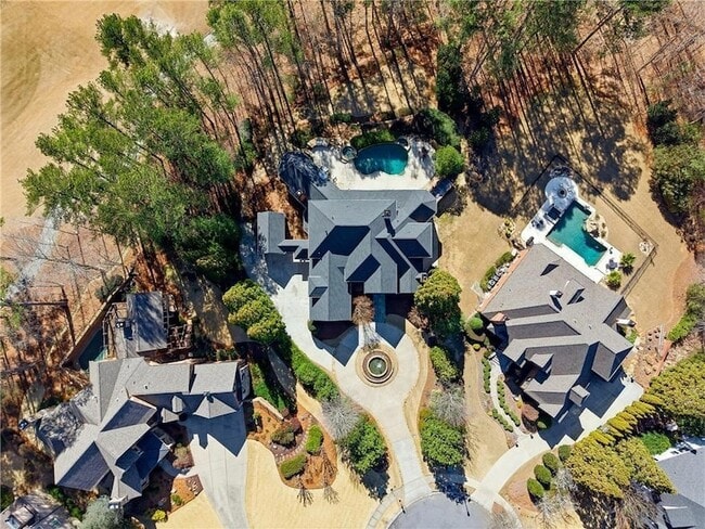 Building Photo - 6335 Howell Cobb Ct