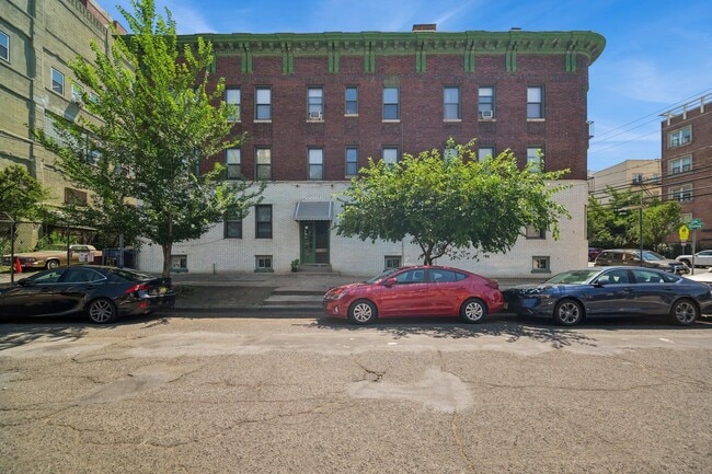 Primary Photo - 46 Broadway