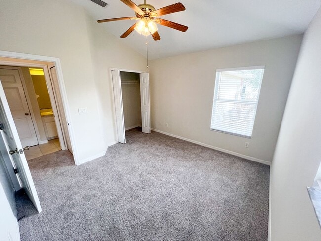 Building Photo - Lovely 2 Bedroom 2 Bathroom home in 55+ Ro...