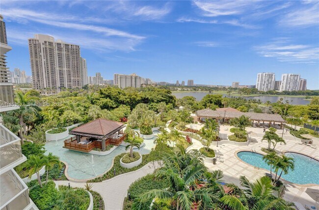 Building Photo - 20281 E Country Club Dr