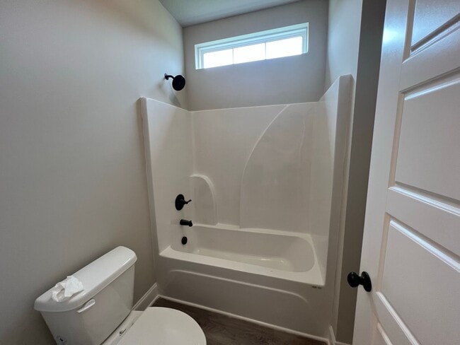 Building Photo - 228 Archer Rd