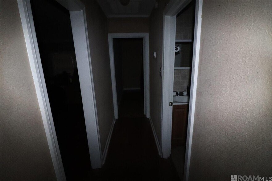 Building Photo - 2654 Sheldon Dr