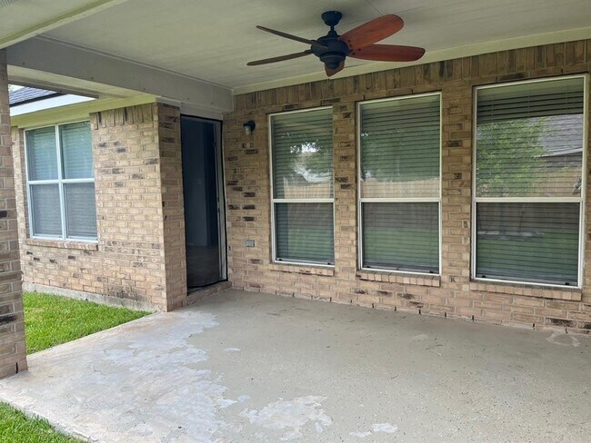Building Photo - 12610 Bethany Bay Dr