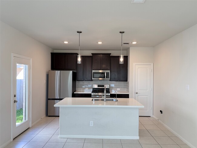 Building Photo - 31127 Mahogany Fir Trl