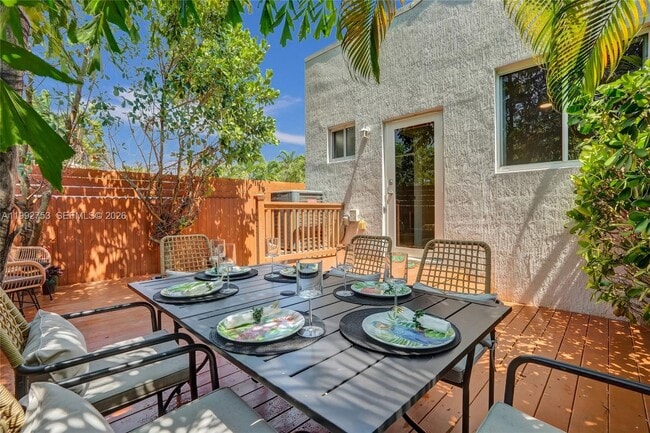 Building Photo - 60 NE 26th St