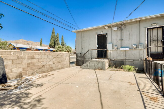 Building Photo - 3500 Louisville Ave