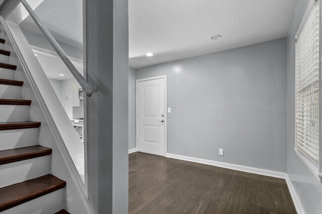 Building Photo - 6527 W 80th St