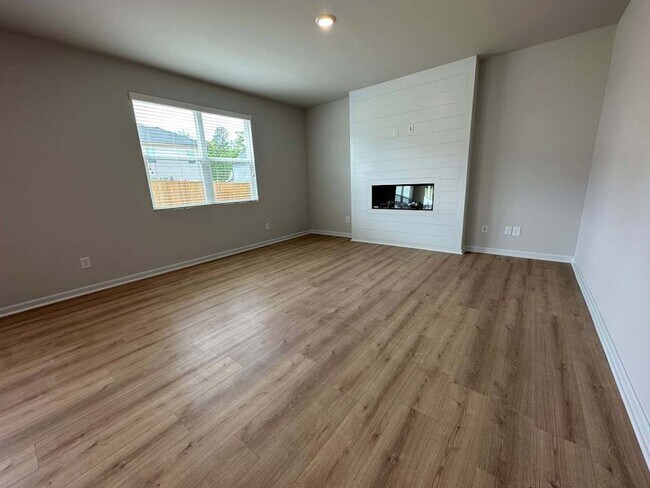 Building Photo - 154 Softwood Ct