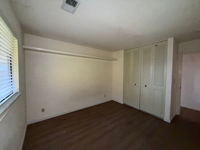 Building Photo - 782 Rachel Dr