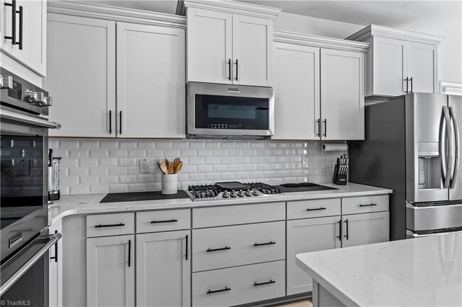 Building Photo - 7260 Huntgate Dr