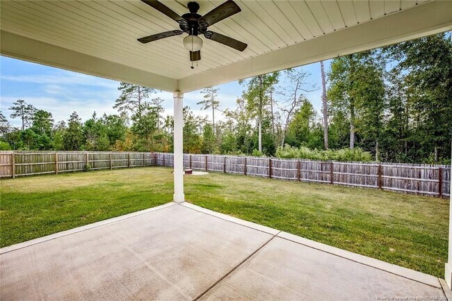 Building Photo - 136 Loch Ln
