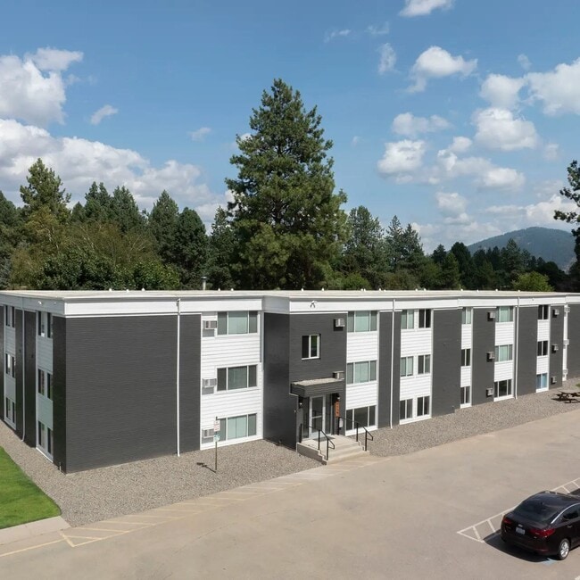 Building Photo - White Pine