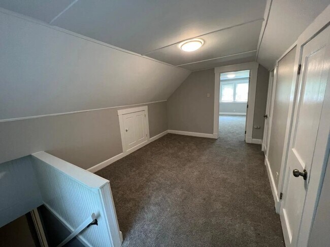 Building Photo - 4130 Talbert St