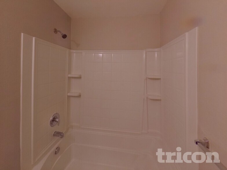 Building Photo - 534 Blue Sage