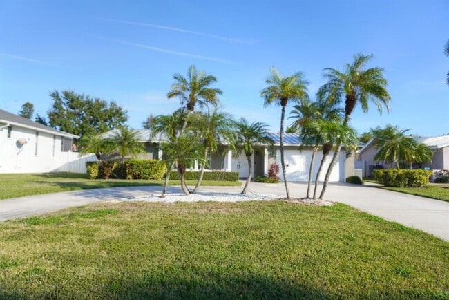 Building Photo - 293 Monte Cristo Blvd