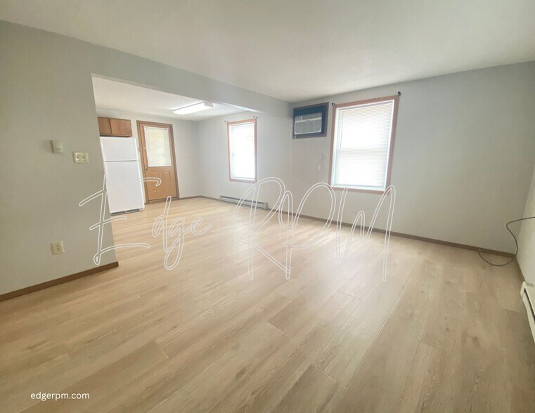 Primary Photo - 306 Cedar Crest Dr