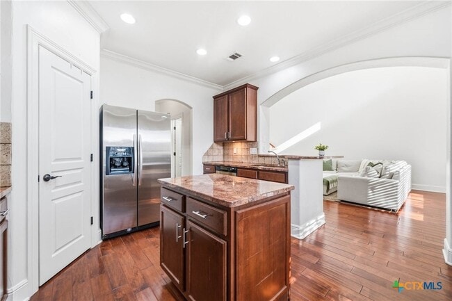 Building Photo - 3107 Sweetwater Cove