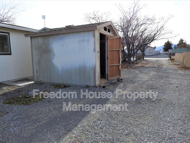 Building Photo - 2770 Rio Rico Dr