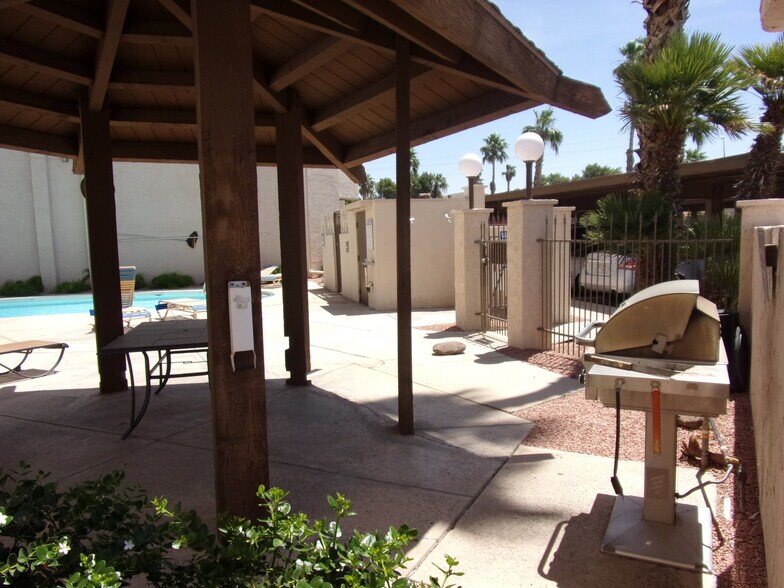 Building Photo - 1611 AZ-95