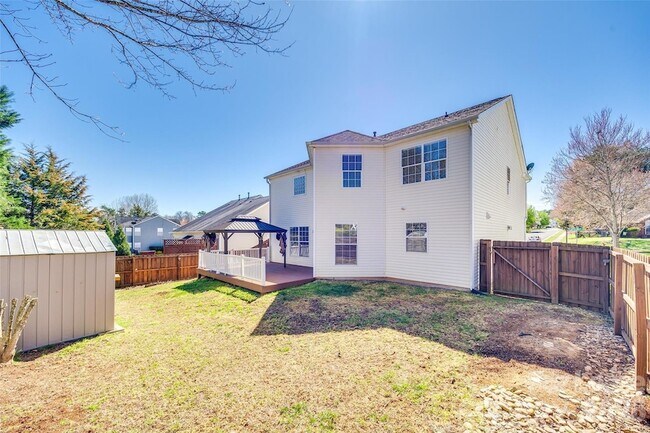 Building Photo - 3725 Planters Watch Dr