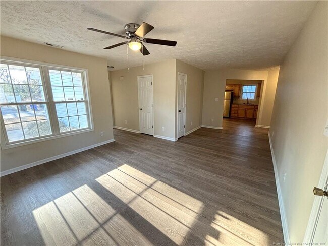 Building Photo - 4468 Kinkead Ct