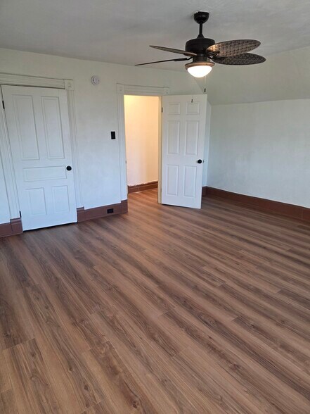 Bedroom - 727 Hill Ave