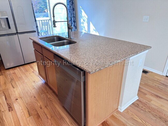 Building Photo - 3762 Cadence Dr