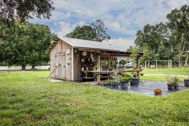 Building Photo - 2220 Mini Ranch Rd