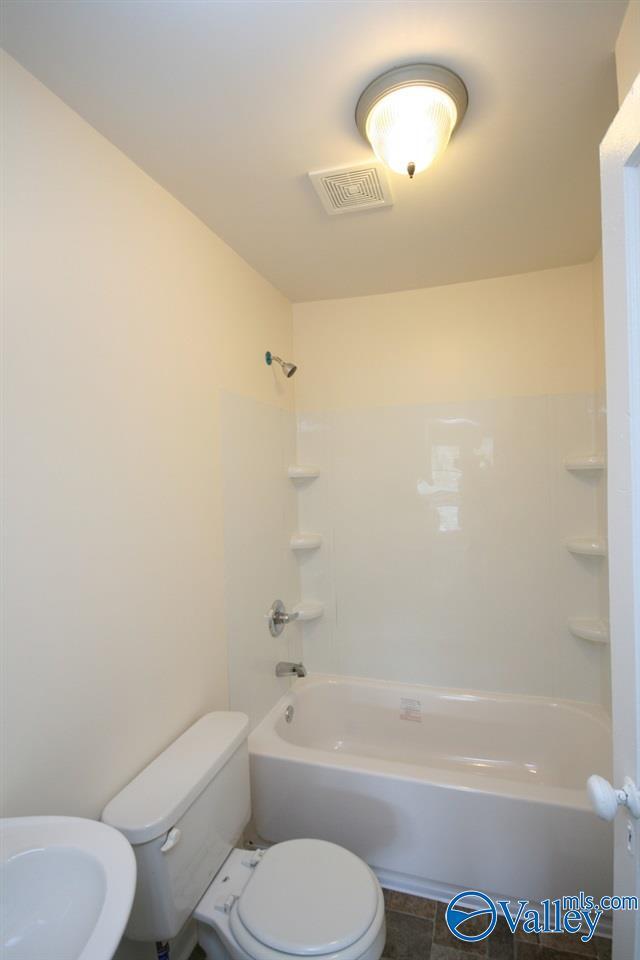 Building Photo - 2301 Kildare St NW