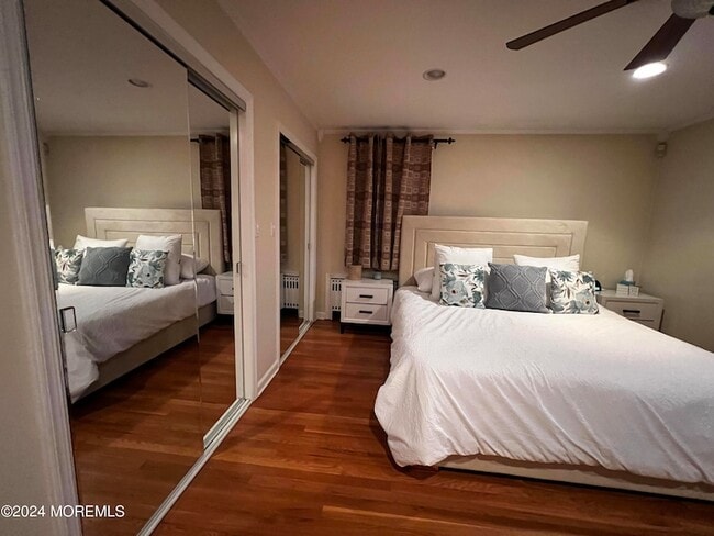 Building Photo - 499 W Park Ave