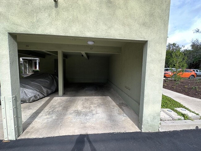 Building Photo - Morningside on the Lake Downstairs 1 Bedroom 1 Bath