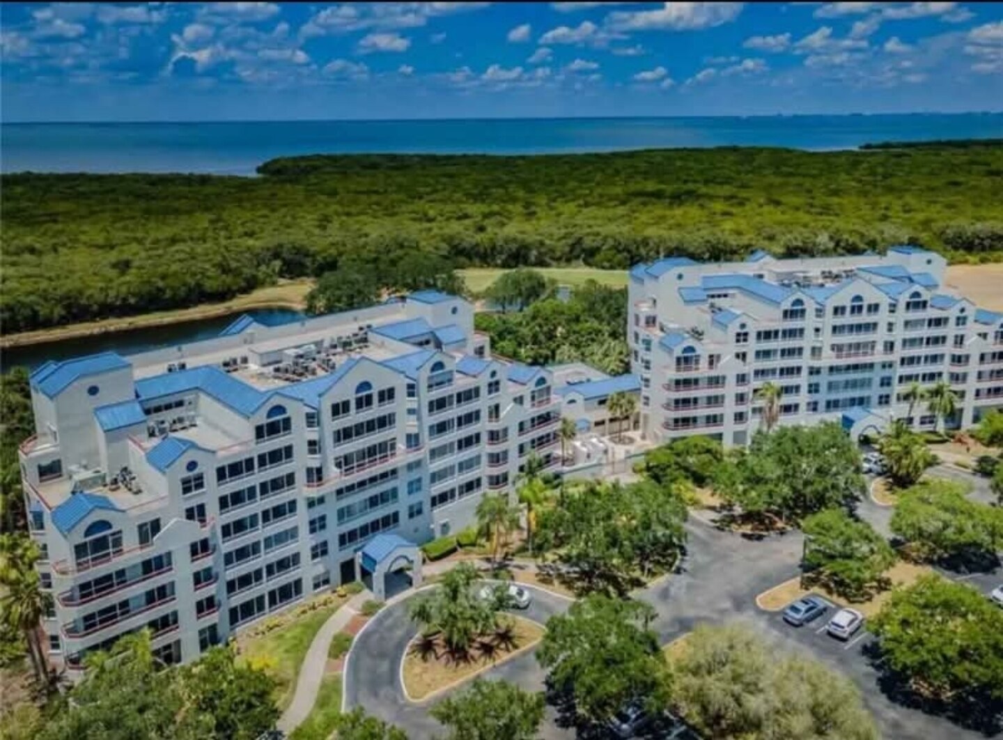 Building Photo - 2333 Feather Sound Dr