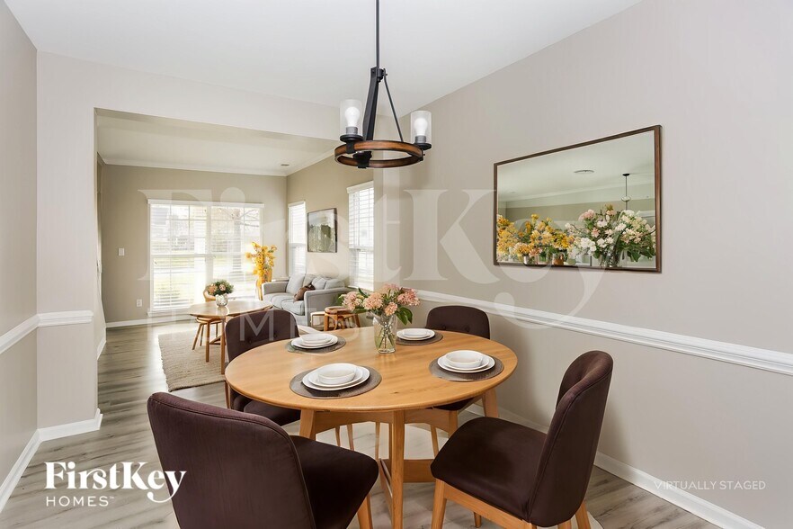 Building Photo - 6100 Ironwood Ct