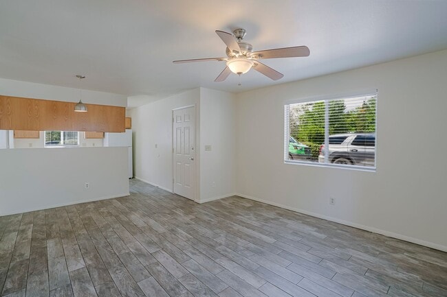 Building Photo - 875 Gail Gardner Way