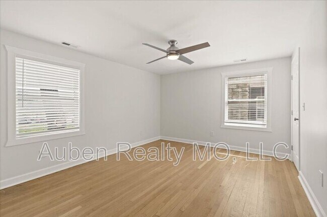 Building Photo - 4605 Harrison St