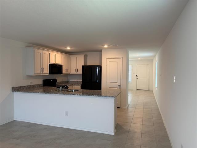 Building Photo - 6533 Middlebury Dr
