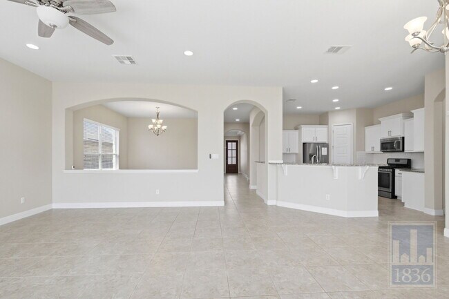 Building Photo - 3805 Hidden Harbor Dr